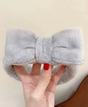 Načíst obrázek do prohlížeče Galerie, KOSMETICKÁ ČELENKA