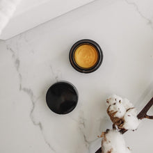 Načíst obrázek do prohlížeče Galerie, Přírodní kosmetika Balzám na nehty